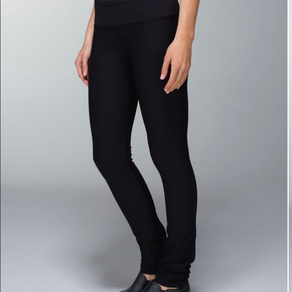Lululemon Skinny Groove Pant *Full-On Luon* Size 4